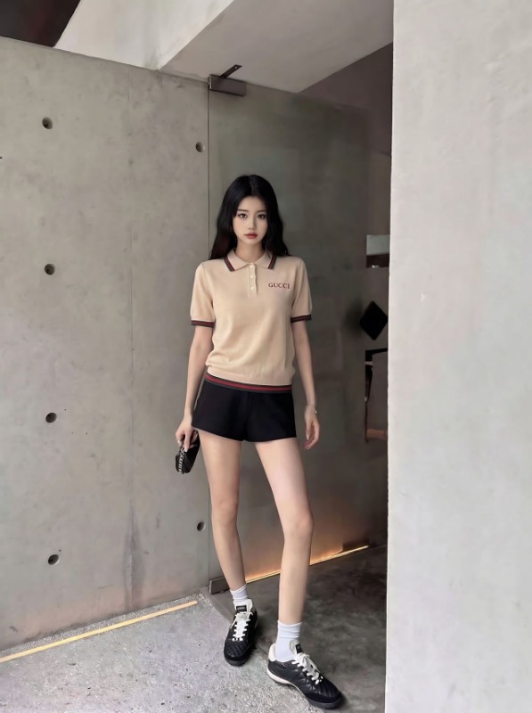 구찌 2026SS 신상 울 카라 반팔