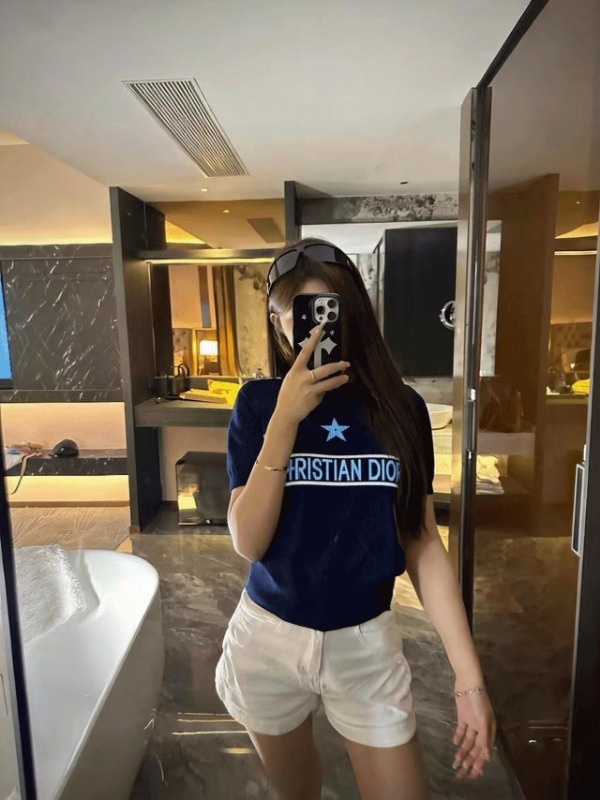 디올 2026 이른 봄 니트
