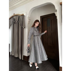 디올 2026FW 신상 원피스