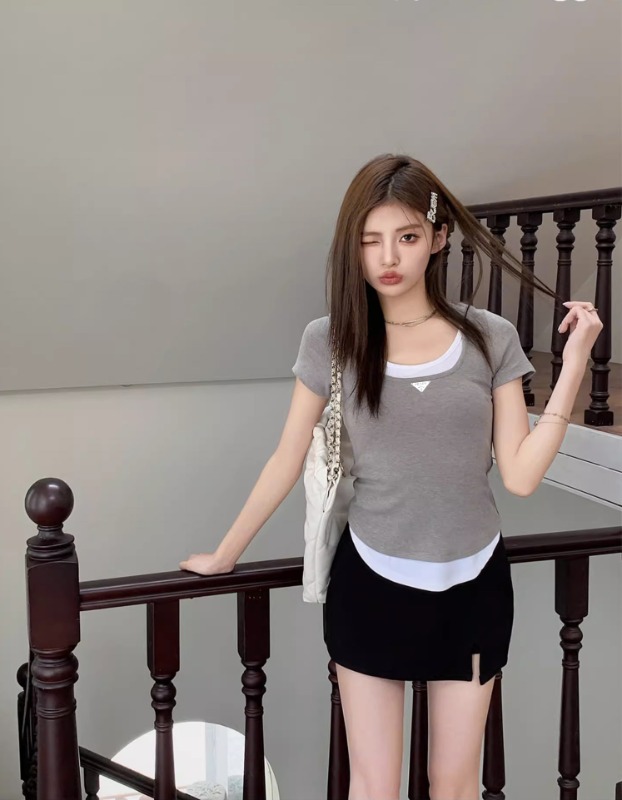 프라다 26SS 신상 반팔 티