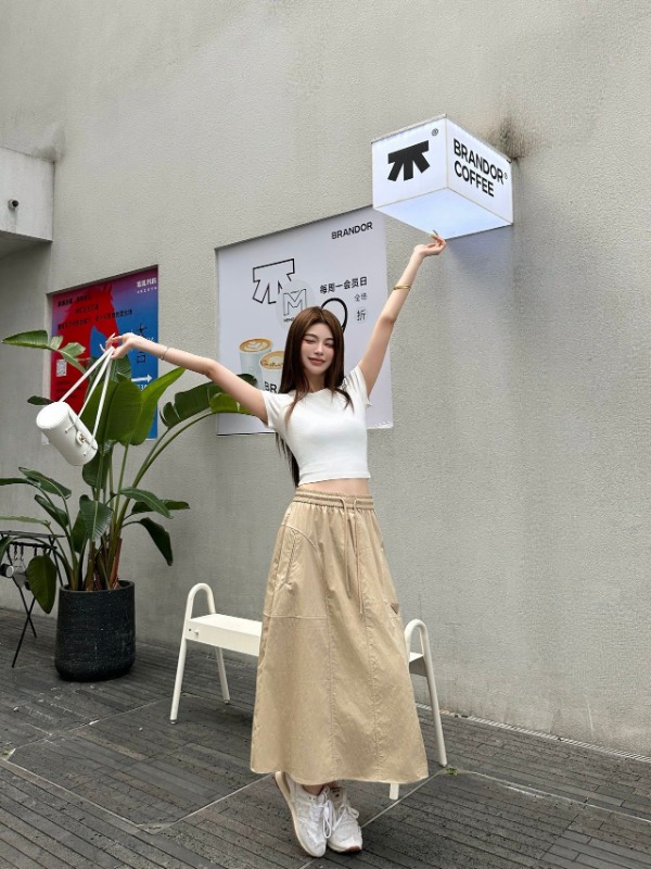 프라다 2026SS 신상 스커트