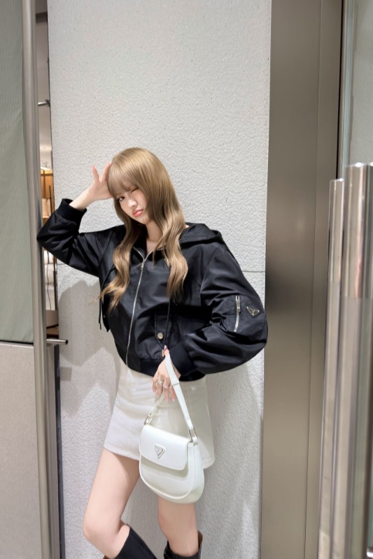 프라다 2026SS 신상 바람막이 자켓