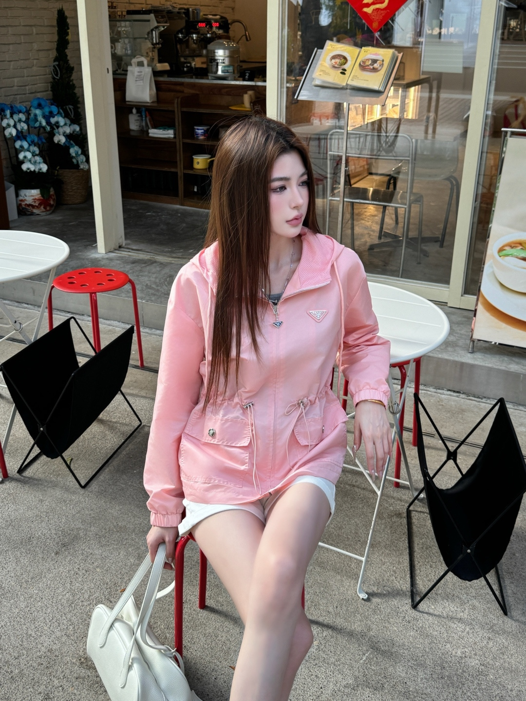 프라다 26 이른 봄 신상 자켓