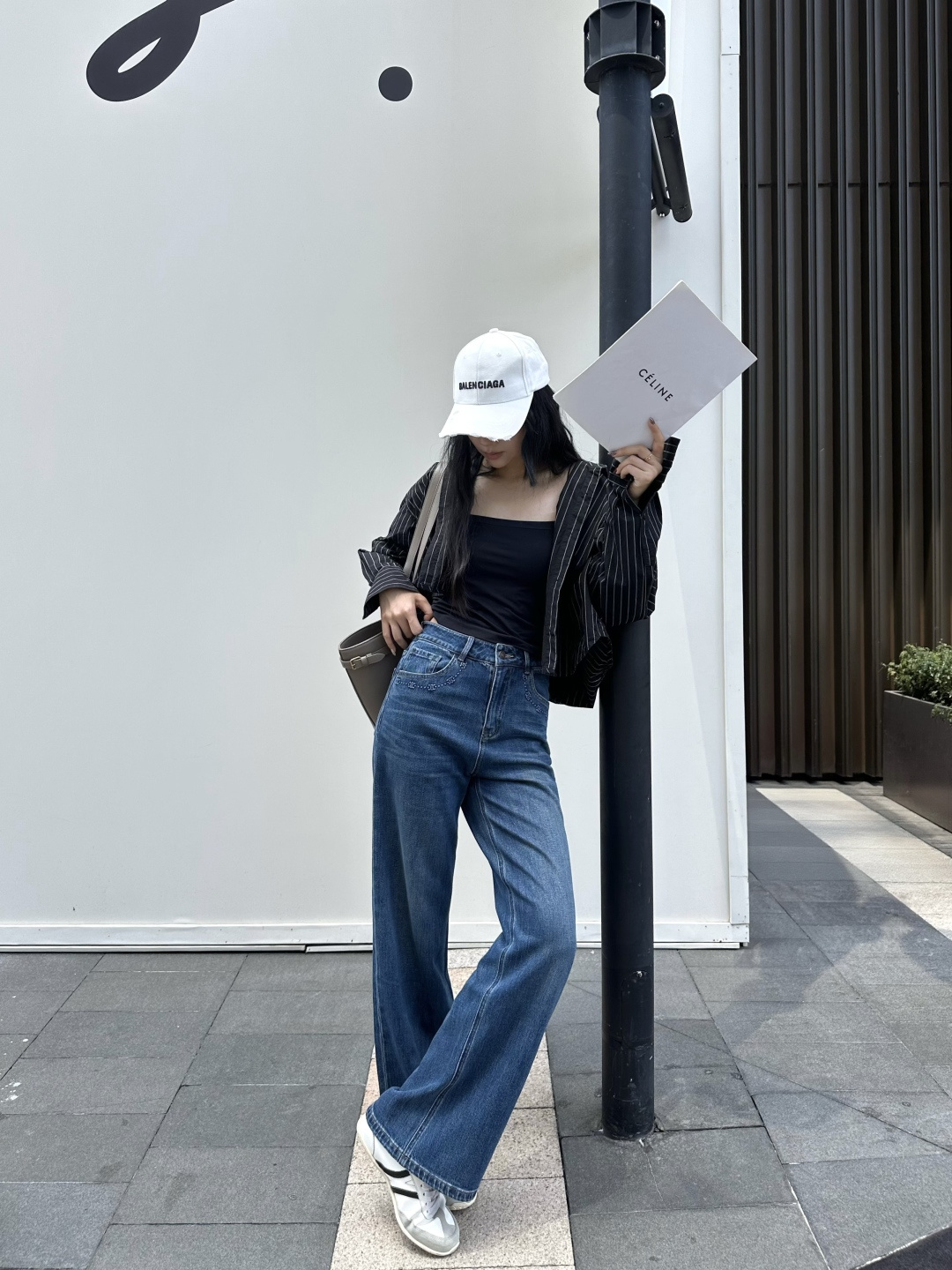 셀린느 26FW 신상 데님 팬츠