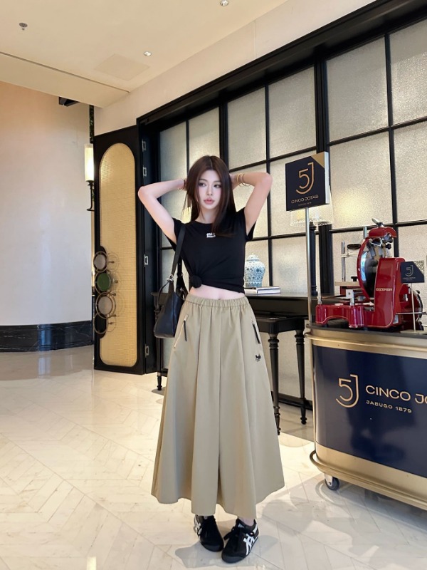 셀린느 2026SS 신상 스커트