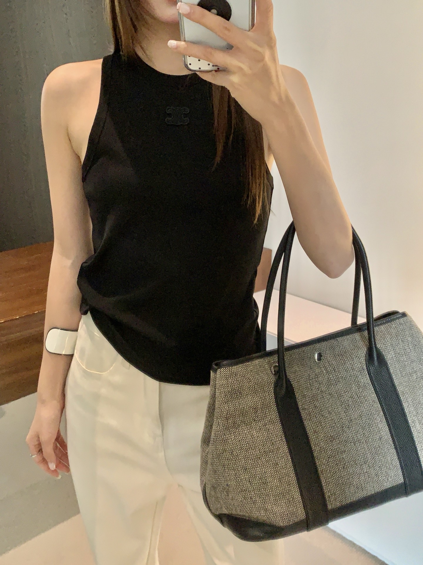 셀린느 26SS 여름 신상 민소매