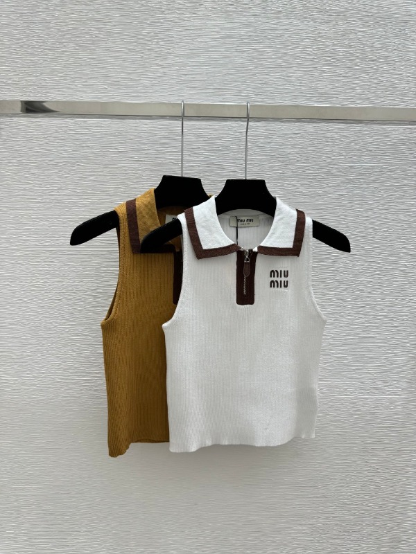 미우미우 이른봄 신상 카라 민소매