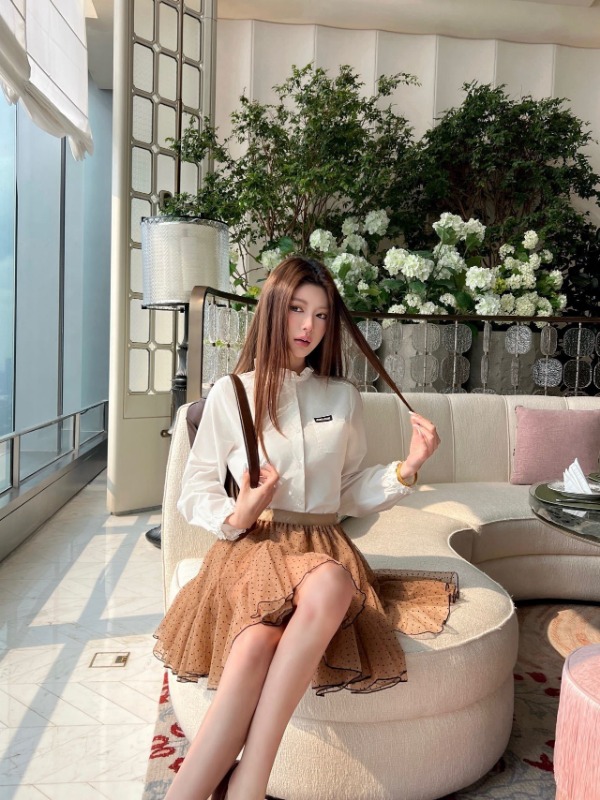 미우미우 2026SS 신상 셔츠