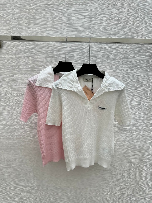 미우미우 봄여름 신상 카라 반팔