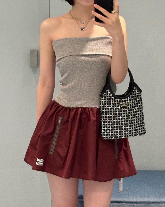 미우미우 26Ss 이른 봄 신상 탑 원피스