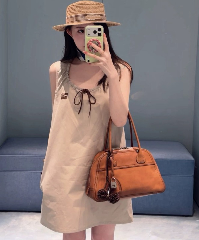 미우미우 26Ss 봄 여름 신상 원피스
