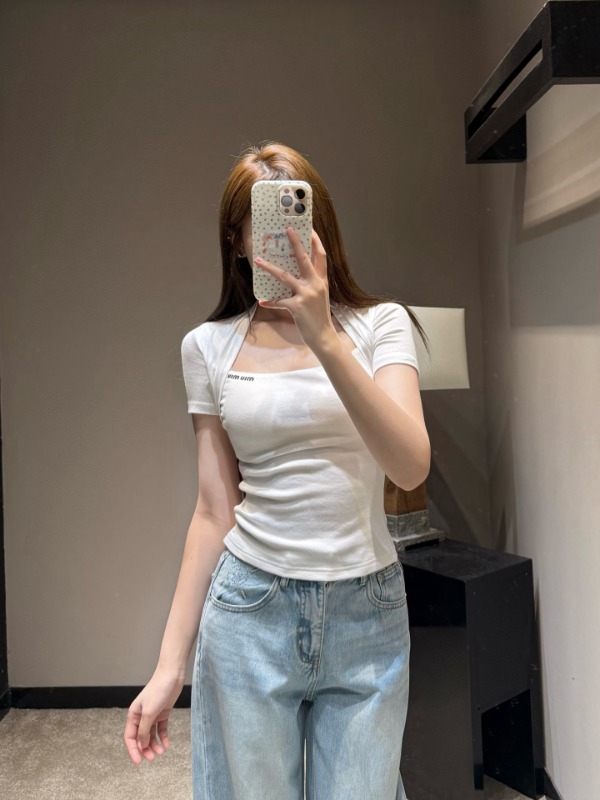 미우미우 26 봄여름 신상 반팔