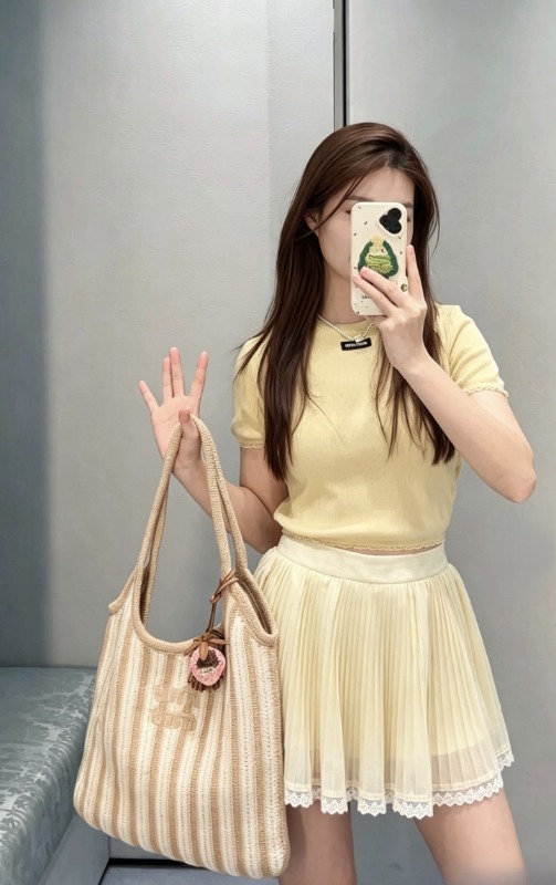 미우미우 26 플리츠 스커트