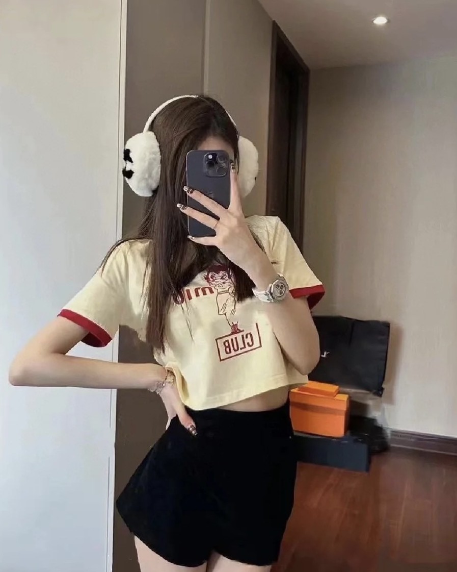 미우미우 26 신상 숏 반팔