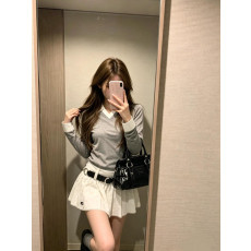 미우미우 26 초가을 로고 자수 긴팔 티
