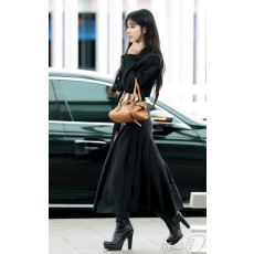 끌로에 26SS 이른 봄 신상 투피스