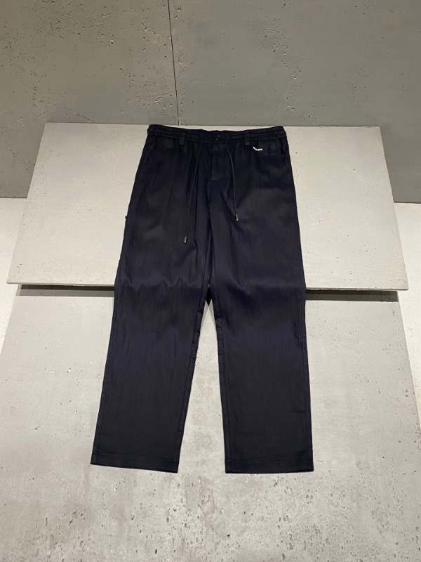 프라다 자수 로고 스트레이트 캐주얼 팬츠
