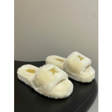 셀린느 25FW 시어링 통굽 뮬