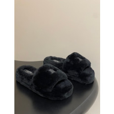 셀린느 25FW 시어링 통굽 뮬