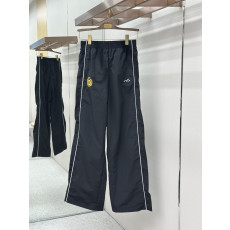 발렌시아가 크라운 B 자수 팬츠