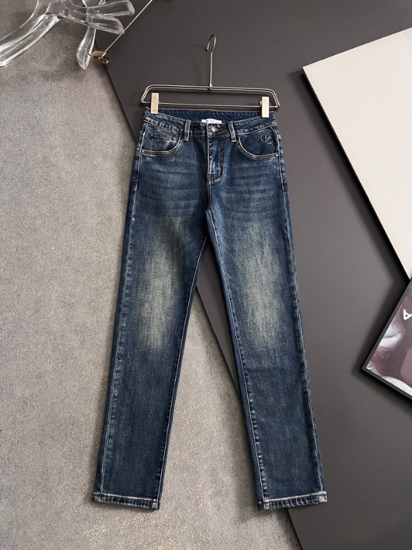 발렌티노 25SS 워싱 캐주얼 데님 팬츠