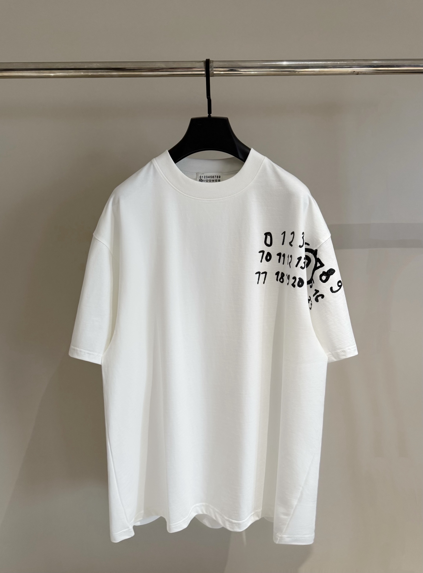 마르지엘라 신상 반팔 티셔츠