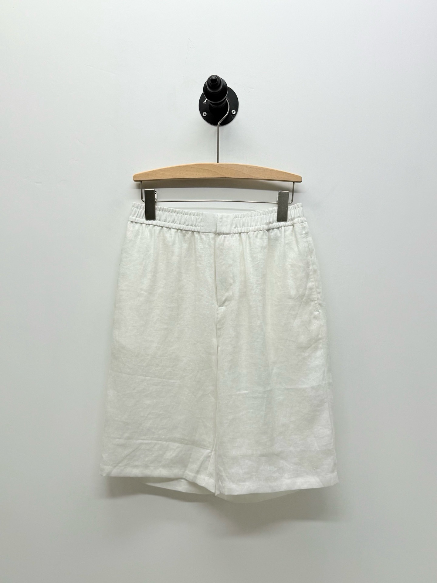 제냐 스트링 린넨 반바지
