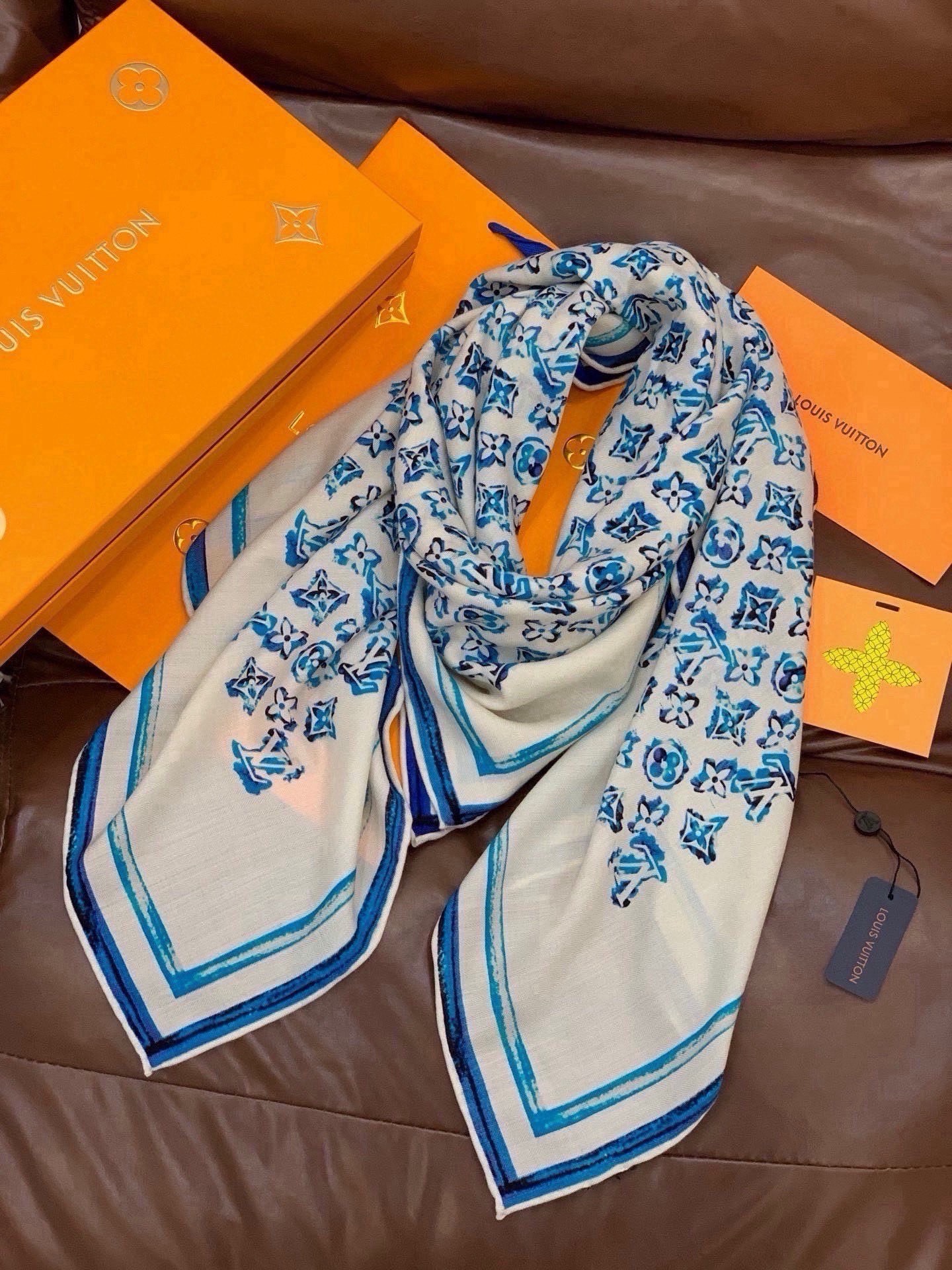 루이비통 Monogram Multicolor 숄