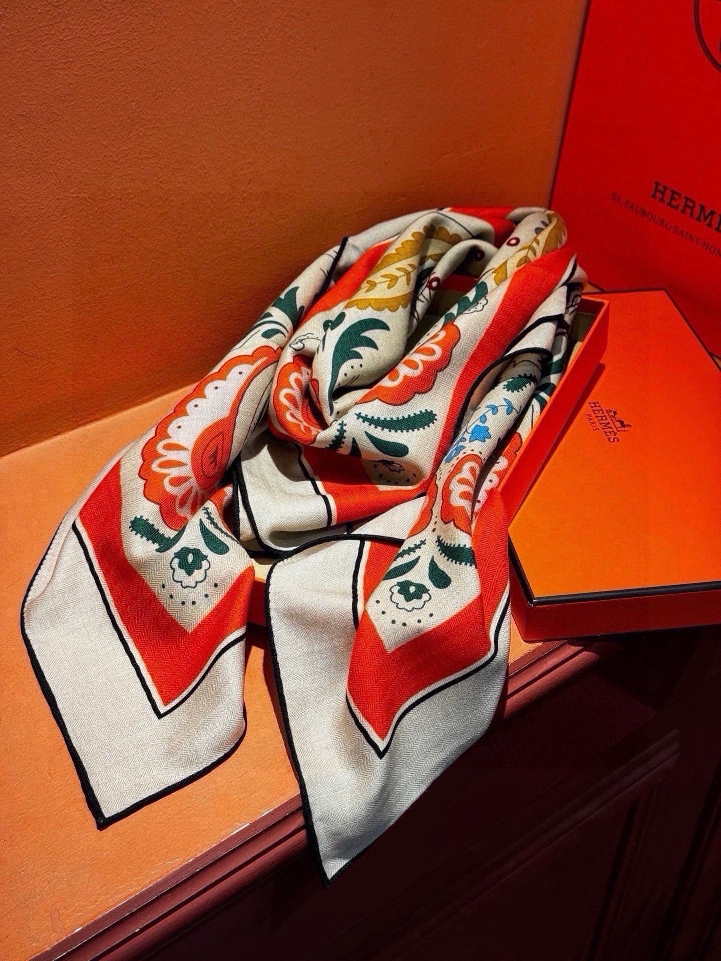 에르메스 Guepards Bandana double face scarf 스카프