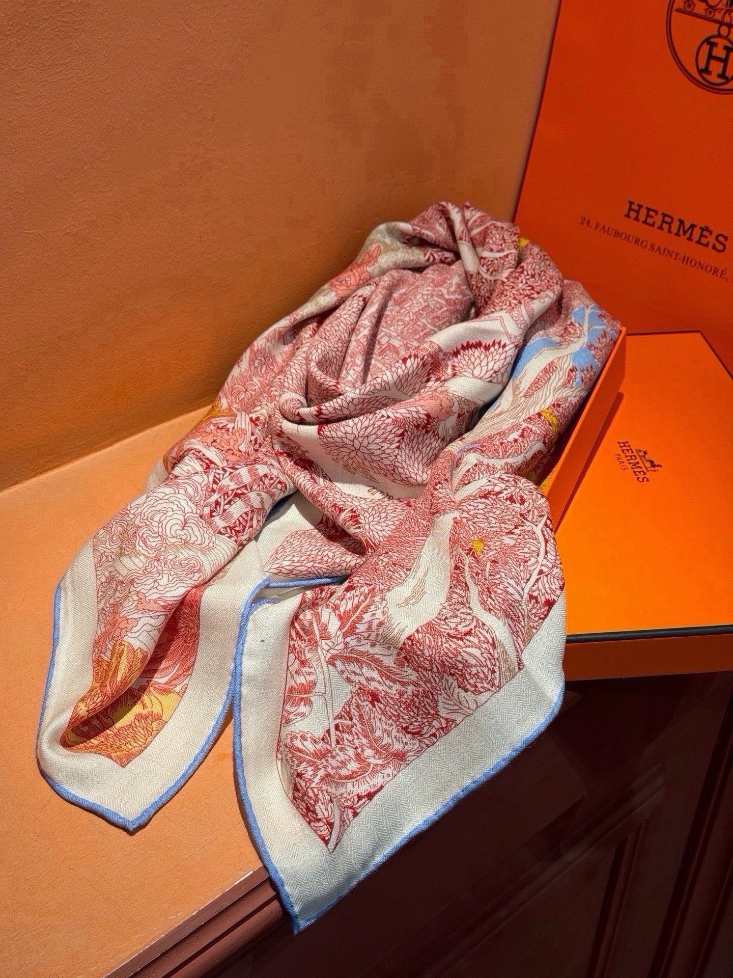 에르메스 Retour a la Nature shawl 스카프
