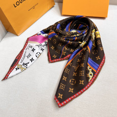 루이비통 STRAP AND TRUNK SQUARE 스카프