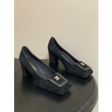샤넬 26 신상 더블C 버클 펌프스 6cm