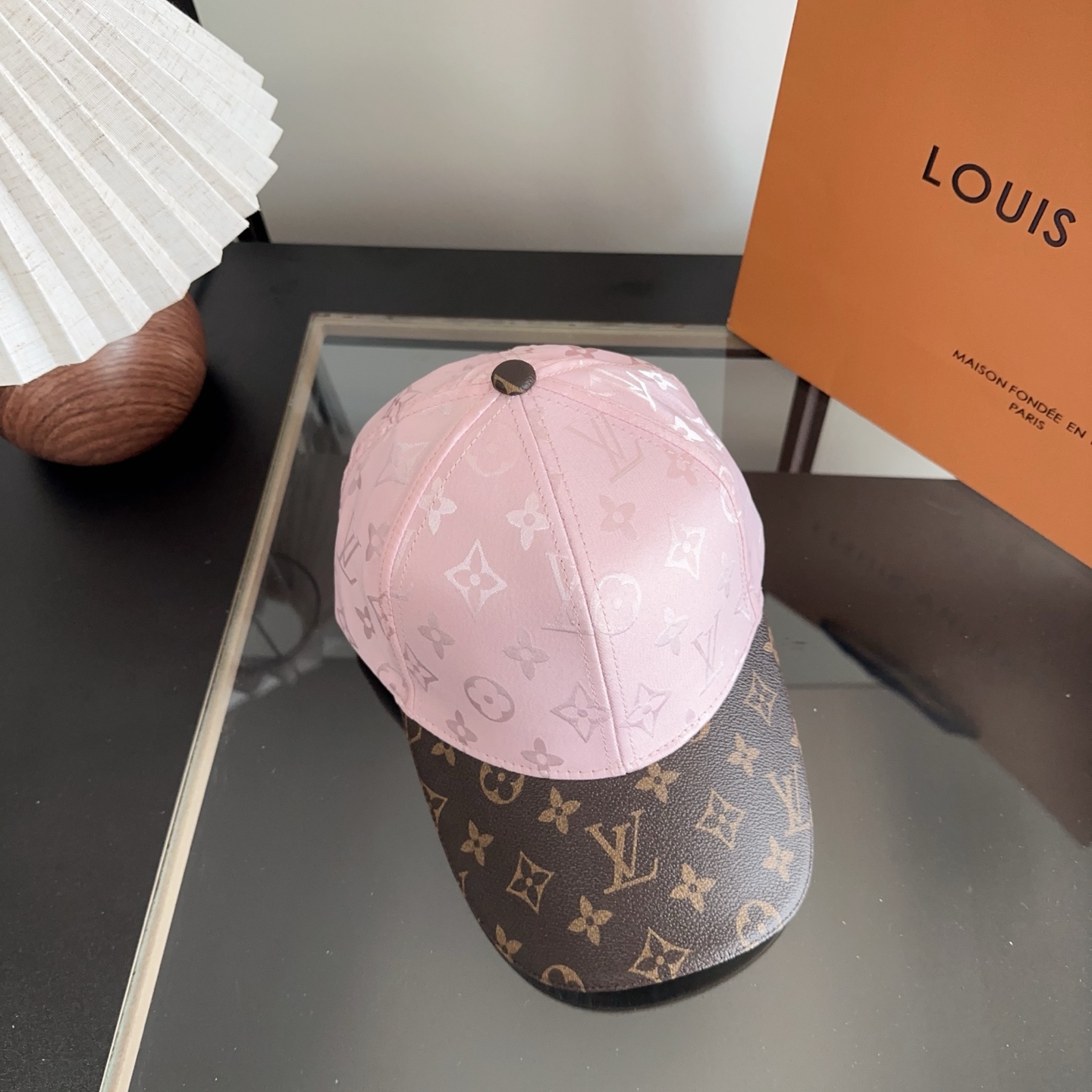루이비통 볼캡