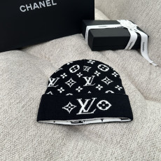 루이비통 클래식 모노그램 니트 비니