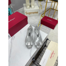 페라가모 바라 보우 젤리 발레 플랫