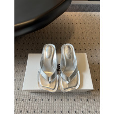 마르지엘라 26SS 신상 레더 힐 샌들 5.5cm
