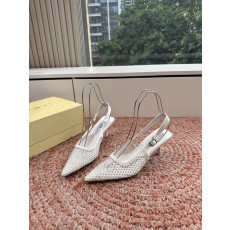 지미추 아멜 펌프스