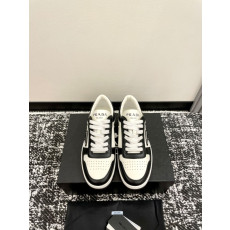 프라다 다운타운 스니커즈
