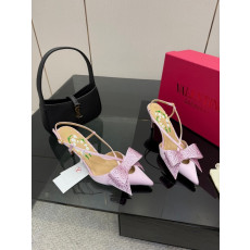 발렌티노 런웨이 신상 슬링백 8cm