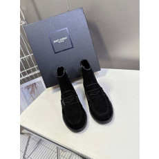 입생로랑 F/W 신상 앵클 부츠