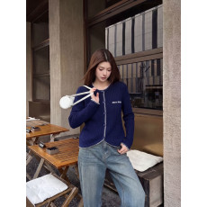미우미우 2026FW 신상 니트 가디건
