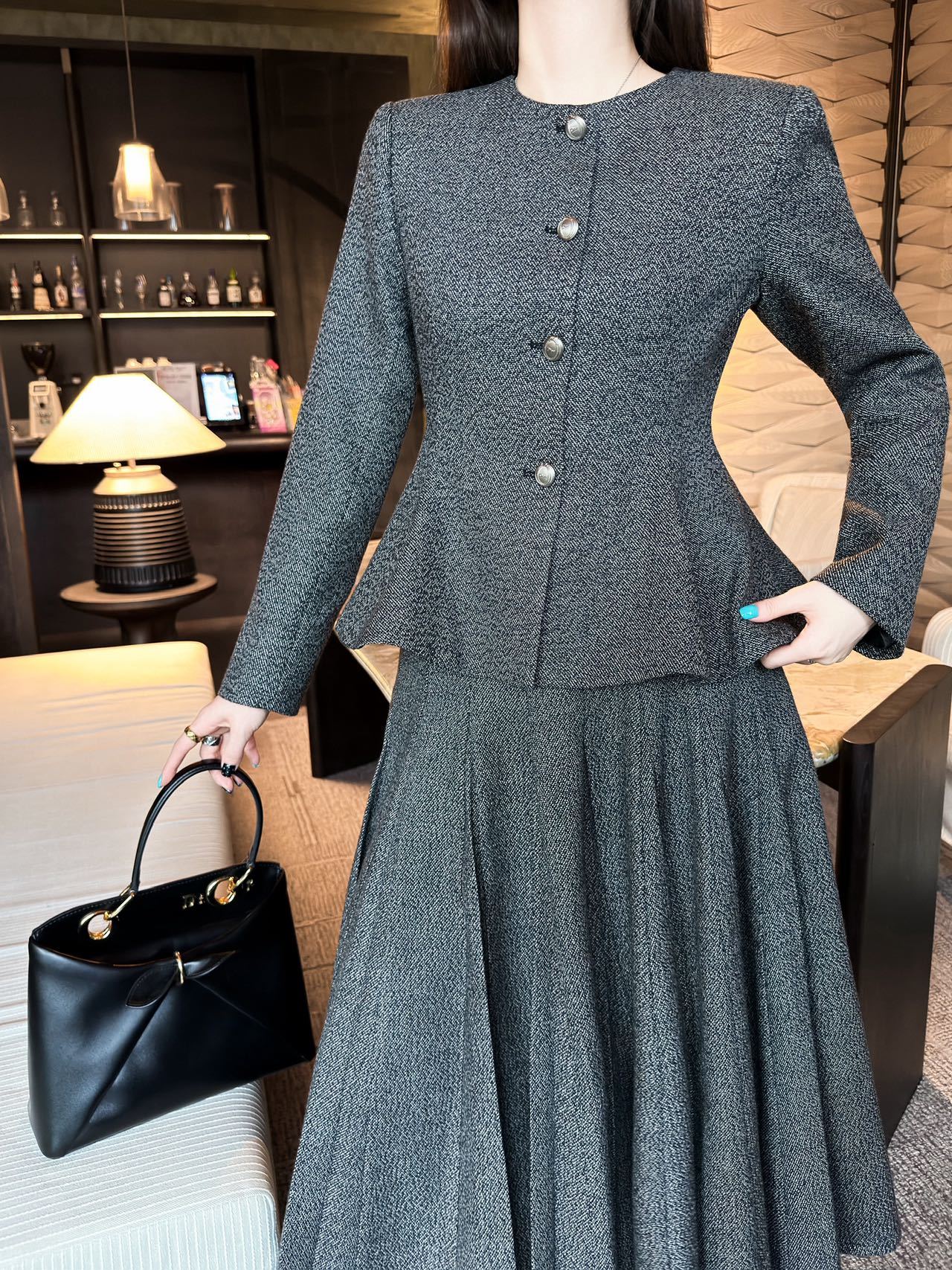 디올 2026FW 신상 울 투피스