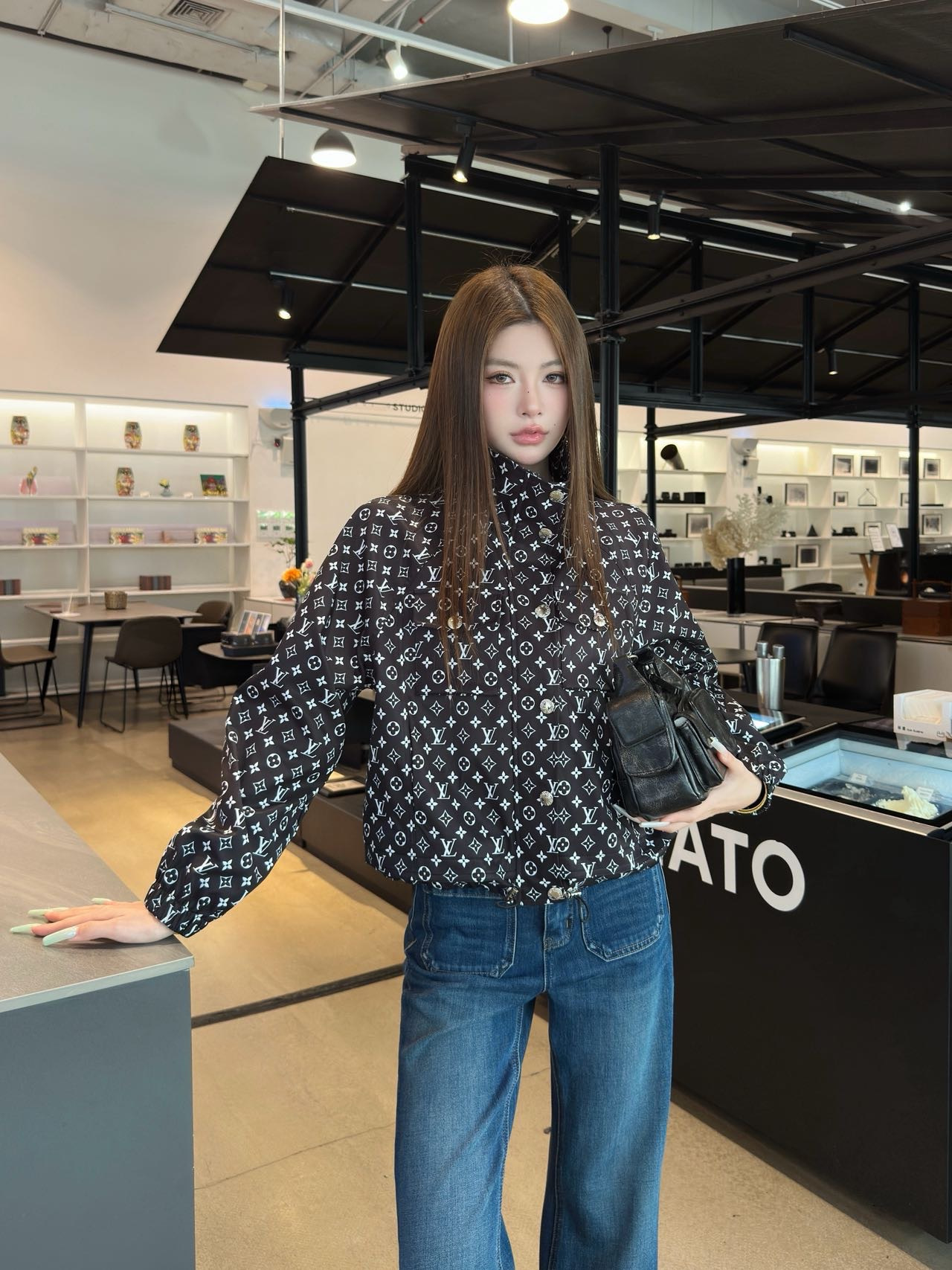 루이비통 2026 가을 신상 프린팅 자켓