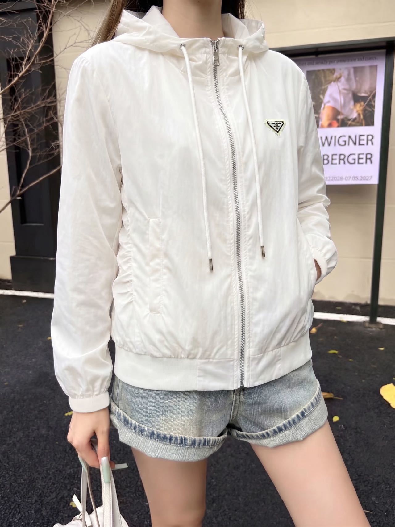 프라다 2026FW 신상 자켓