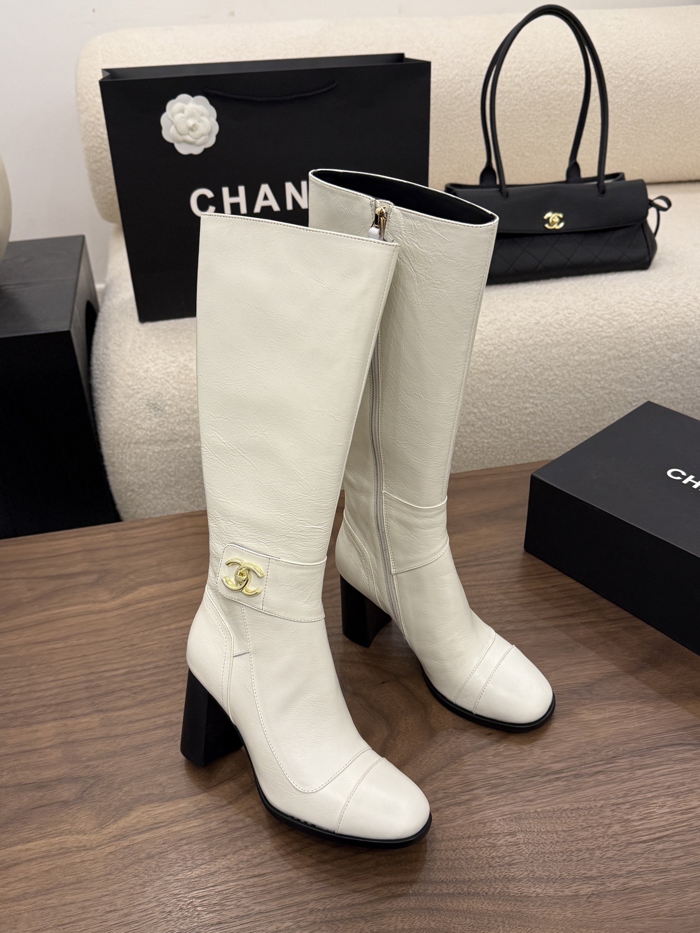 샤넬 2026 힐 하이부츠 8cm