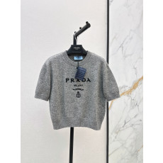 프라다 26SS 가을·겨울 신상 울 반팔 니트