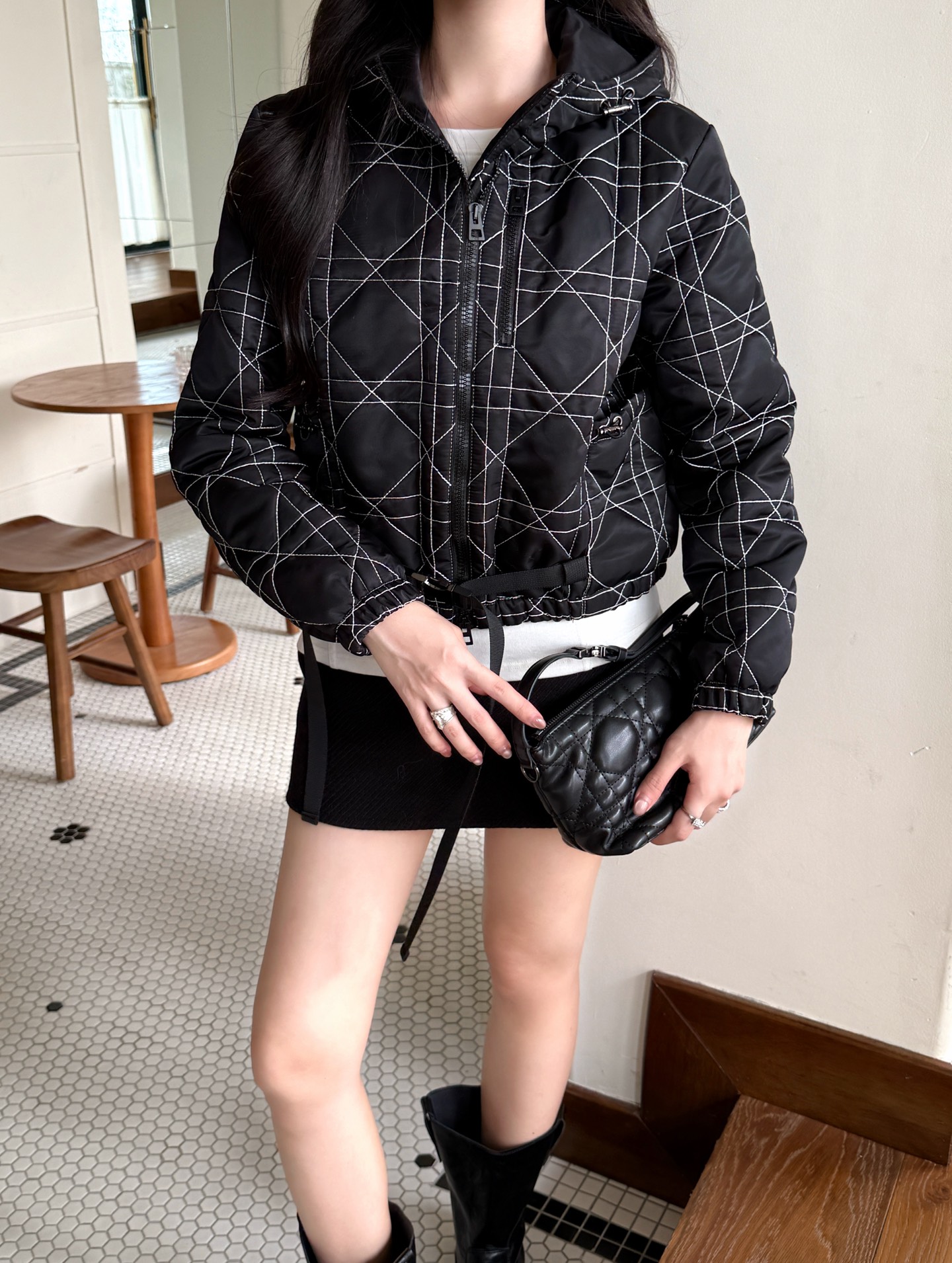 디올 신상 후드 퀼팅 숏 자켓