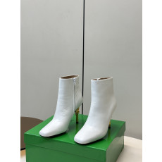 보테가베네타 26SS 신상 힐 숏부츠