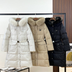 프라다 포스터 디자인 거위털 패딩 점퍼