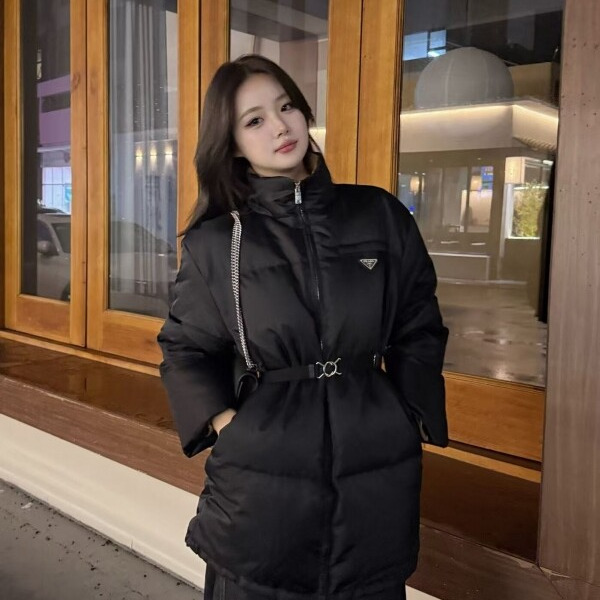 프라다 리나일론 다운 재킷 패딩 29D408